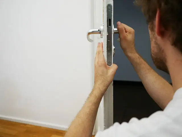Comment bien choisir un serrurier : les étapes incontournables