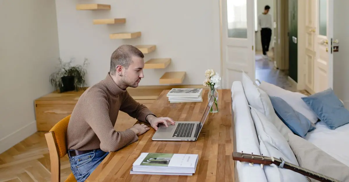 Comment vérifier les qualifications d'un serrurier près de chez vous